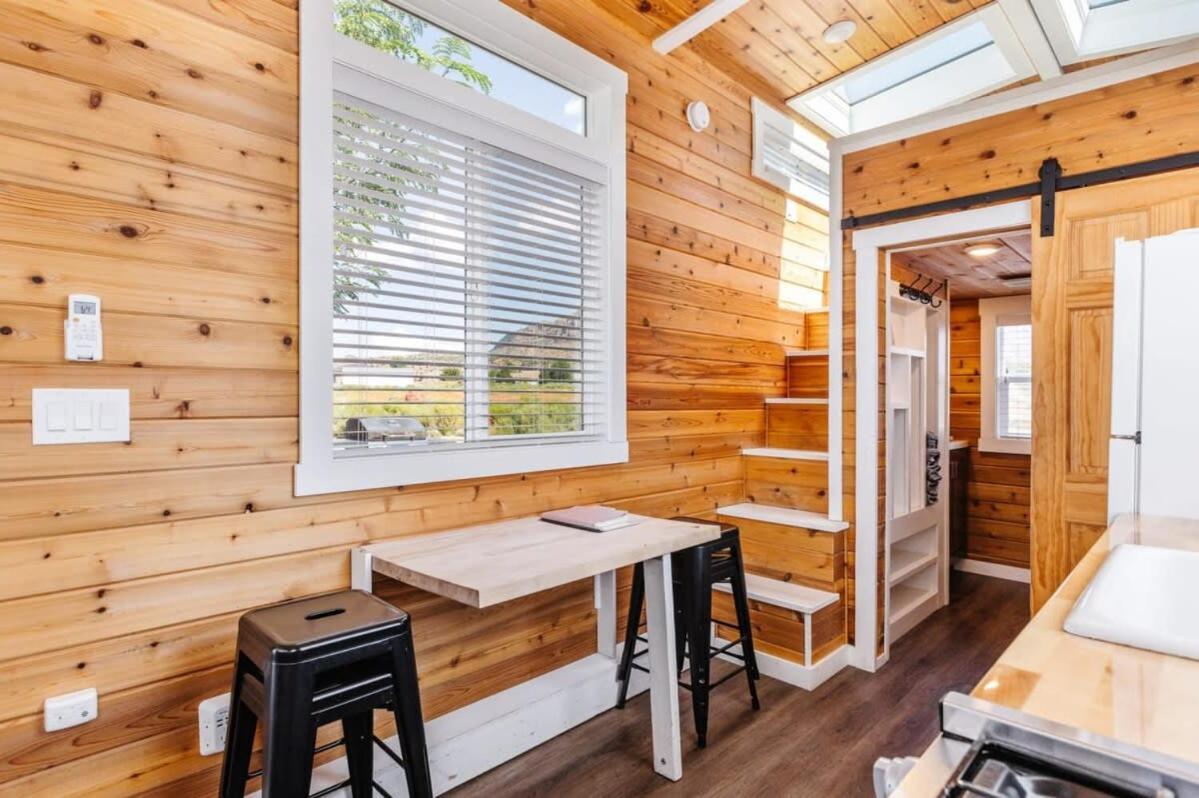 Harrington Tiny House Villa Apple Valley Dış mekan fotoğraf
